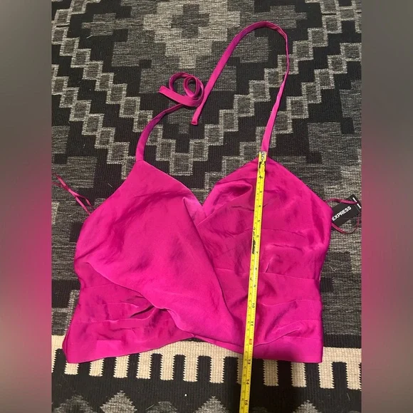 Express Fuchsia Strappy Top - Picture 2 of 4